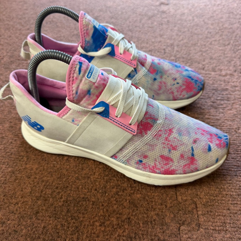 New Balance Nergize Tie Dye Womens Training Shoes Pink Blue White WNRGLL2 Sz 7.5